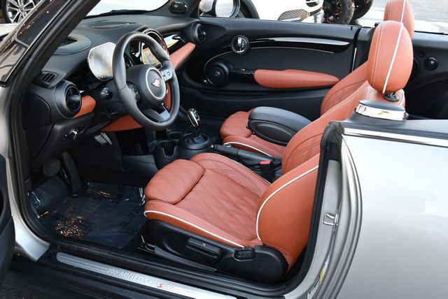 2023 MINI Cooper S Convertible W/Iconic Trim 2.0 and Touchscreen Navigation - 22977752 - 14