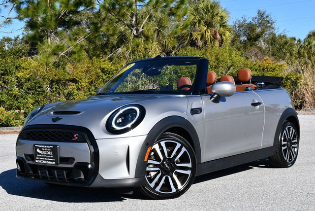 2023 MINI Cooper S Convertible W/Iconic Trim 2.0 and Touchscreen Navigation - 22977752 - 19