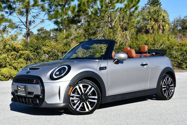 2023 MINI Cooper S Convertible W/Iconic Trim 2.0 and Touchscreen Navigation - 22977752 - 22