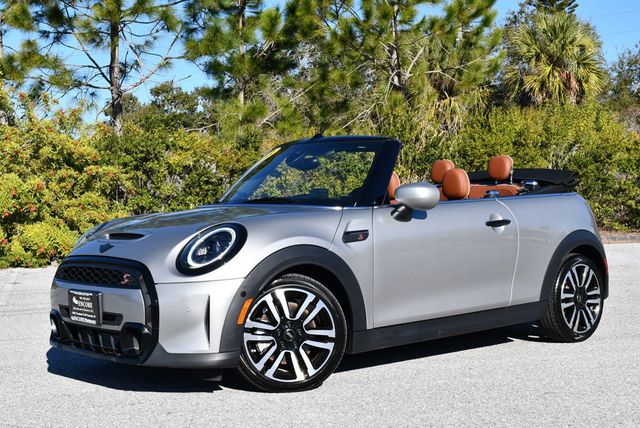 2023 MINI Cooper S Convertible W/Iconic Trim 2.0 and Touchscreen Navigation - 22977752 - 23