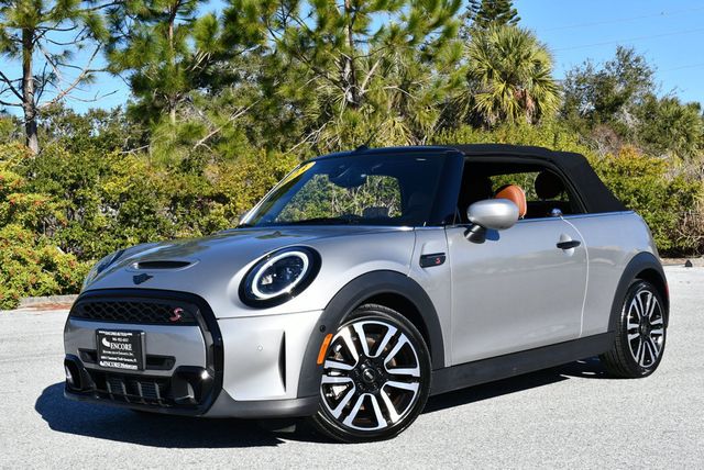 2023 MINI Cooper S Convertible W/Iconic Trim 2.0 and Touchscreen Navigation - 22977752 - 24