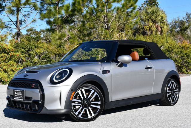 2023 MINI Cooper S Convertible W/Iconic Trim 2.0 and Touchscreen Navigation - 22977752 - 26