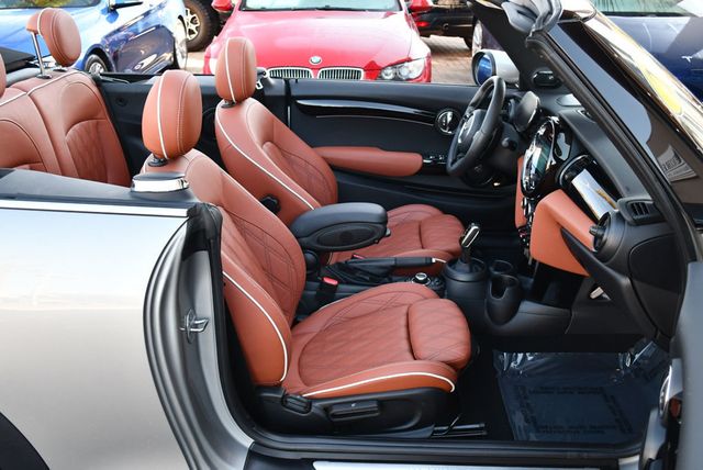 2023 MINI Cooper S Convertible W/Iconic Trim 2.0 and Touchscreen Navigation - 22977752 - 62