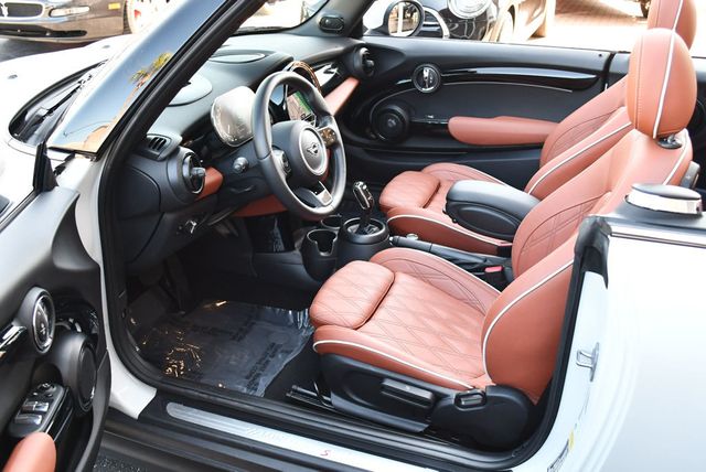 2023 MINI Cooper S Convertible W/Iconic Trim 2.0 and Touchscreen Navigation - 23017118 - 54