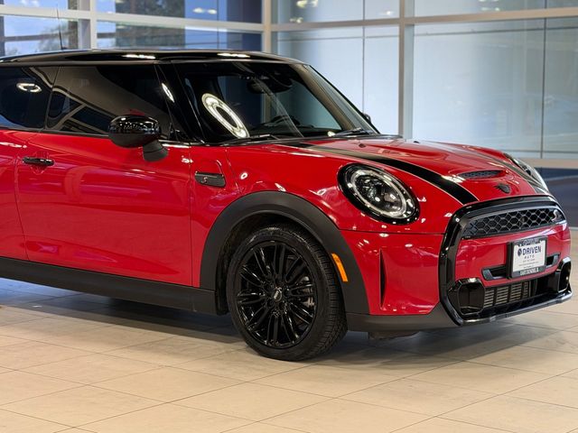 2023 MINI 3 Door