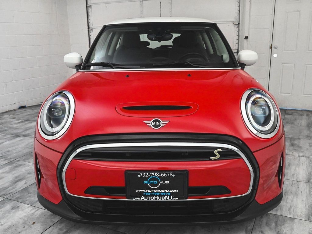 2023 Mini Cooper SE Signature photo 2
