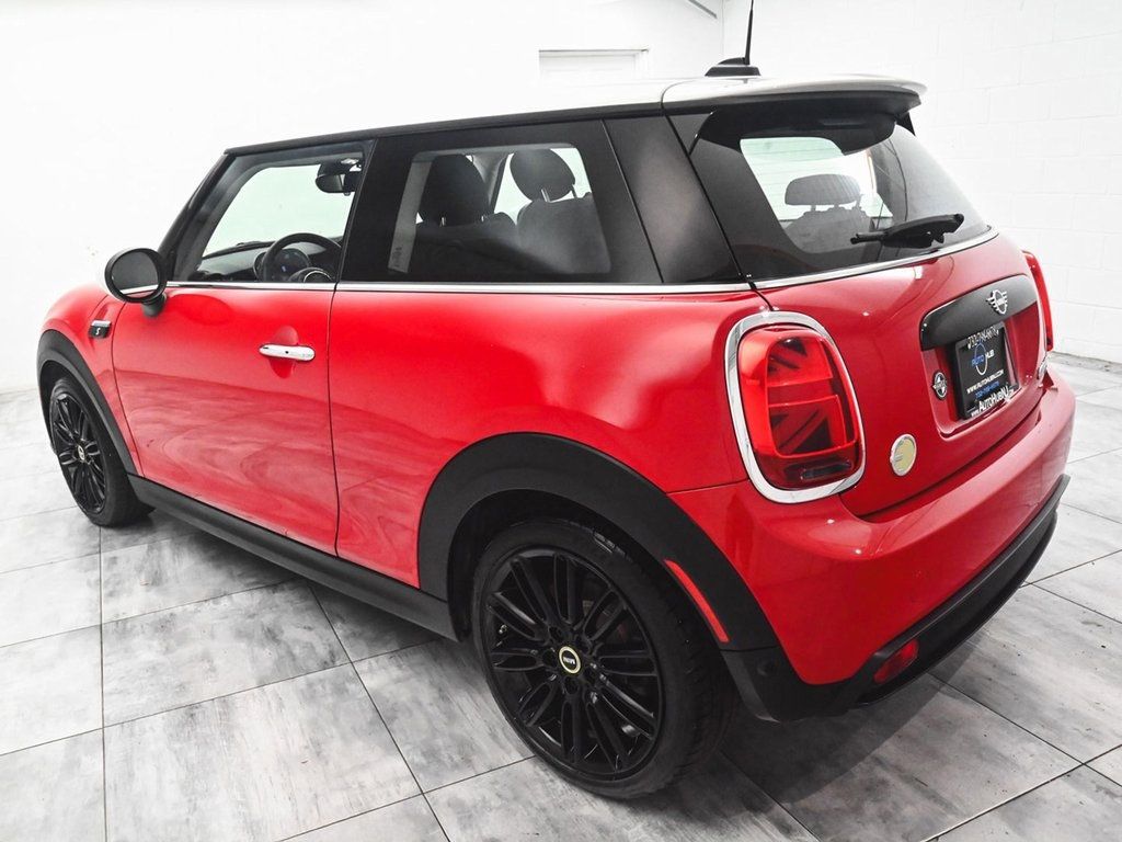 2023 Mini Cooper SE Signature photo 4