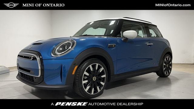 Used 2023 MINI Hardtop 2 Door SE with VIN WMW13DJ07P2T61691 for sale in Ontario, CA