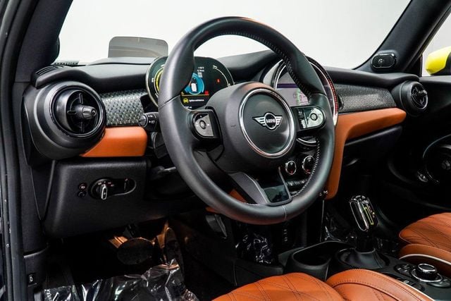 2023 MINI Cooper SE Hardtop 2 Door Cooper SE FWD - 22974001 - 4