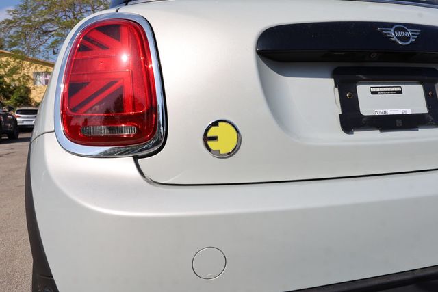 2023 MINI Cooper SE Hardtop 2 Door Cooper SE Signature FWD - 22983693 - 10