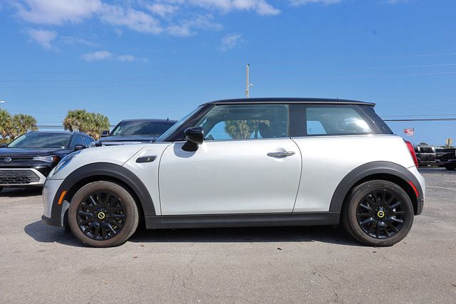 2023 MINI Cooper SE Hardtop 2 Door Cooper SE Signature FWD - 22983693 - 12
