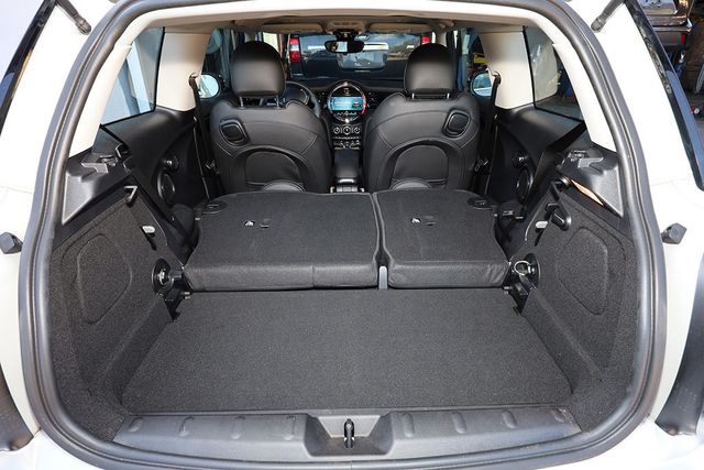 2023 MINI Cooper SE Hardtop 2 Door Cooper SE Signature FWD - 22983693 - 19