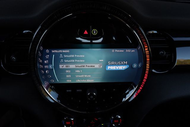 2023 MINI Cooper SE Hardtop 2 Door Cooper SE Signature FWD - 22983693 - 27