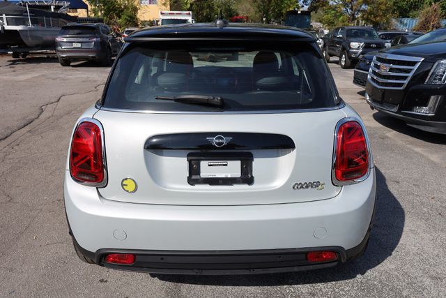 2023 MINI Cooper SE Hardtop 2 Door Cooper SE Signature FWD - 22983693 - 8