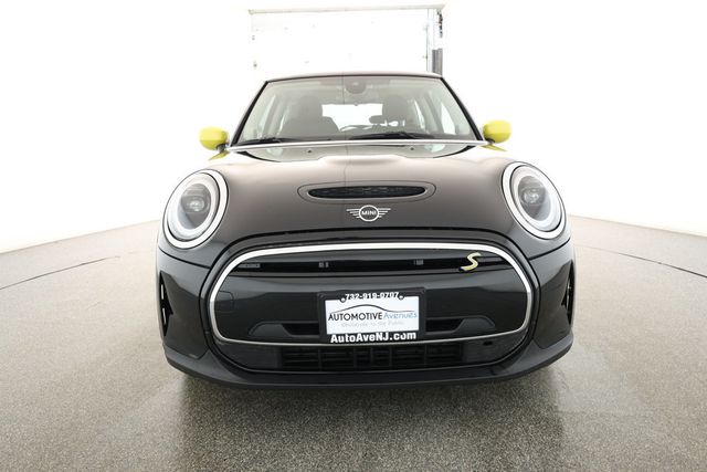 2023 MINI Cooper SE Hardtop 2 Door Signature Trim 2.0 with Cross Punch Leather Upholstery - 22920096 - 1