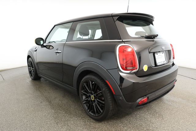 2023 MINI Cooper SE Hardtop 2 Door Signature Trim 2.0 with Cross Punch Leather Upholstery - 22920096 - 5
