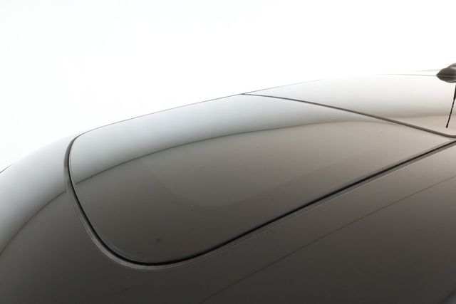 2023 MINI Cooper SE Hardtop 2 Door Signature Trim 2.0 with Cross Punch Leather Upholstery - 22920096 - 7