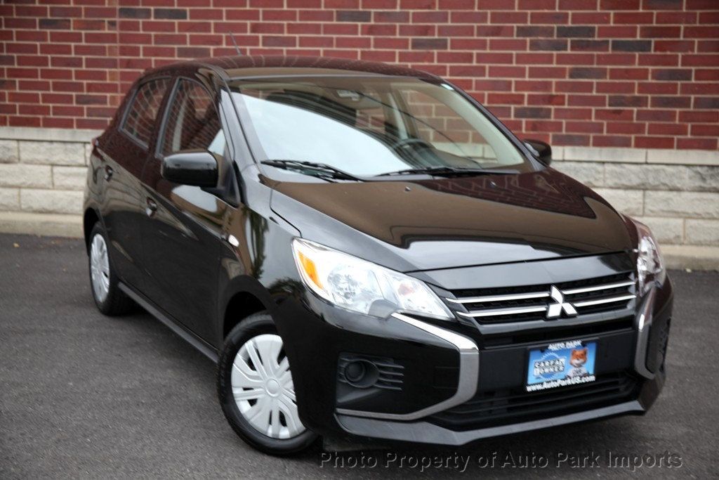 2023 Mitsubishi Mirage ES photo 9