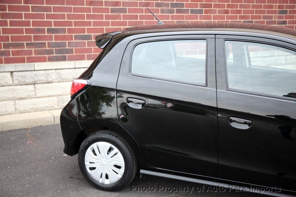 2023 Mitsubishi Mirage ES photo 11