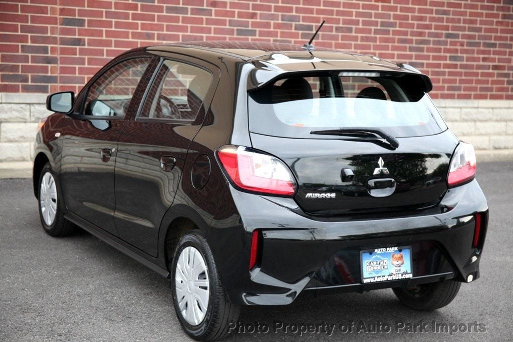 2023 Mitsubishi Mirage ES photo 17