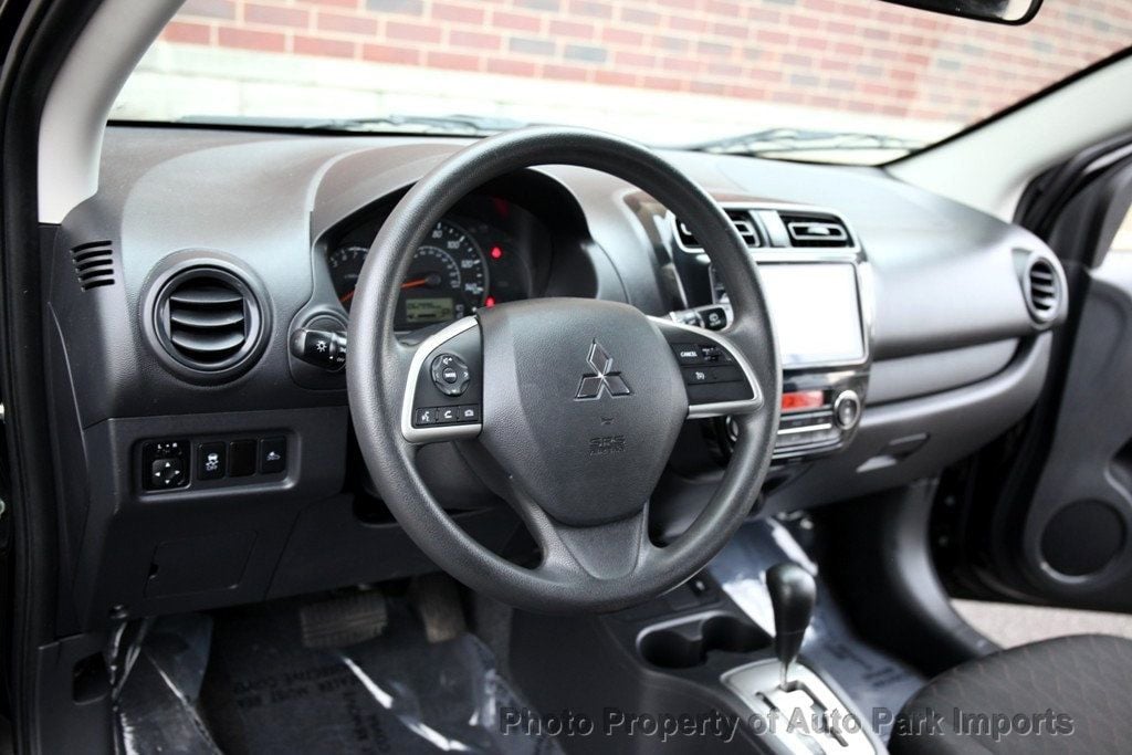2023 Mitsubishi Mirage ES photo 19