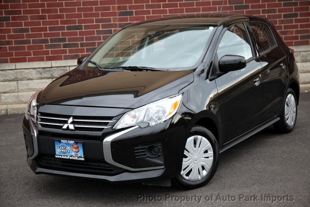 2023 Mitsubishi Mirage ES photo 2