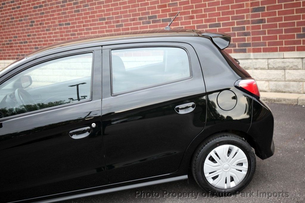2023 Mitsubishi Mirage ES photo 5