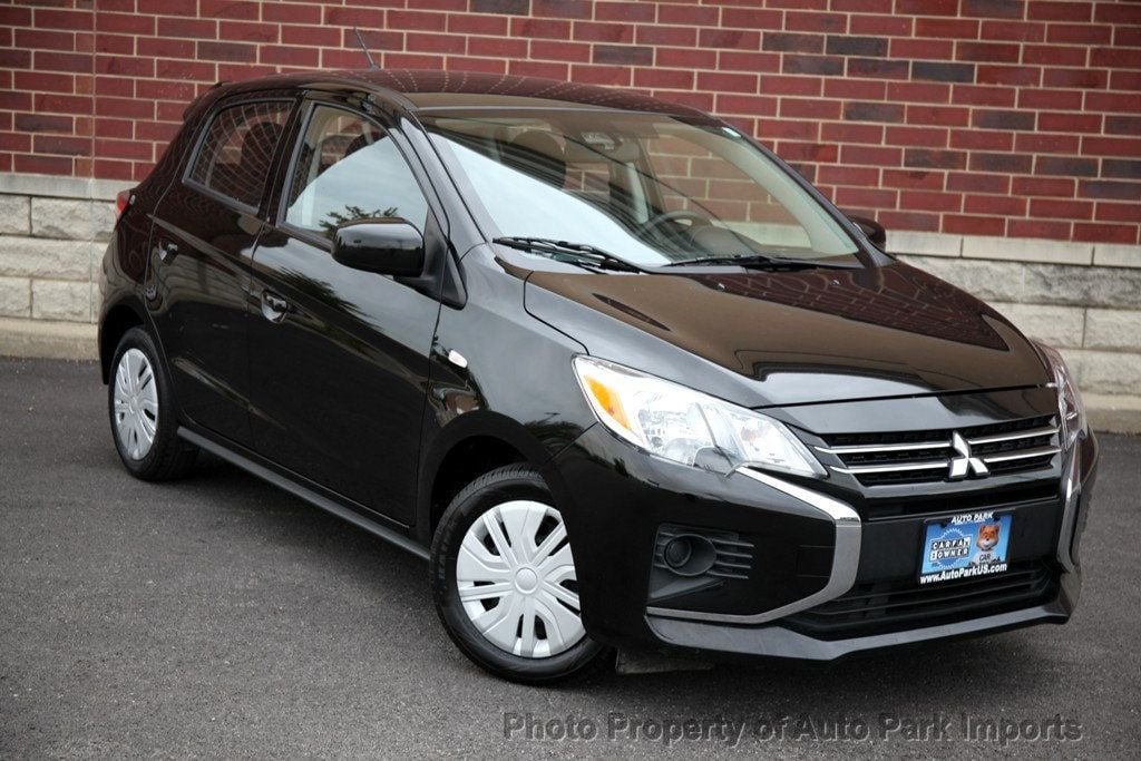 2023 Mitsubishi Mirage ES photo 8