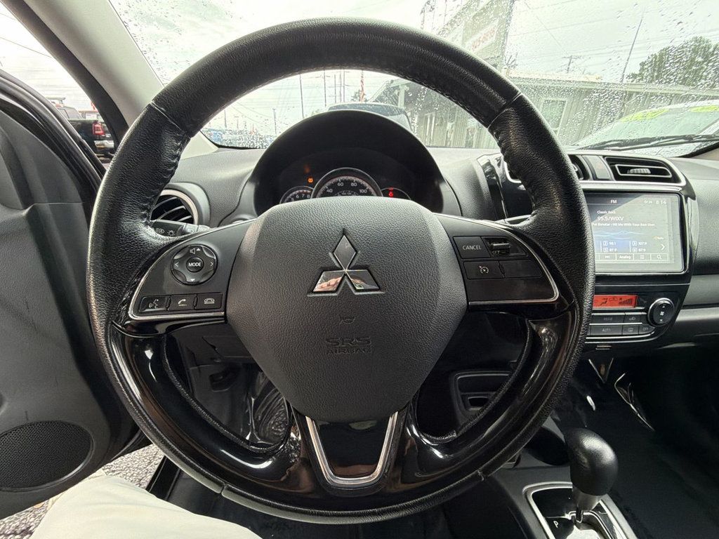 Mitsubishi Mirage SE CVT photo 15
