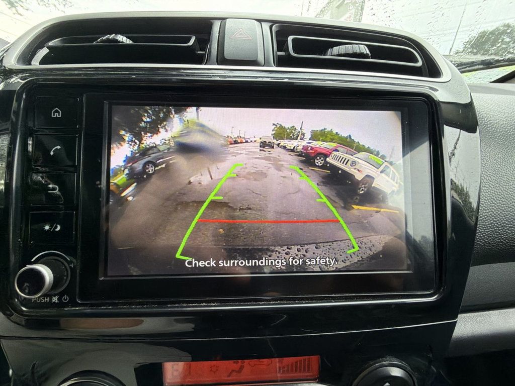 Mitsubishi Mirage SE CVT photo 18
