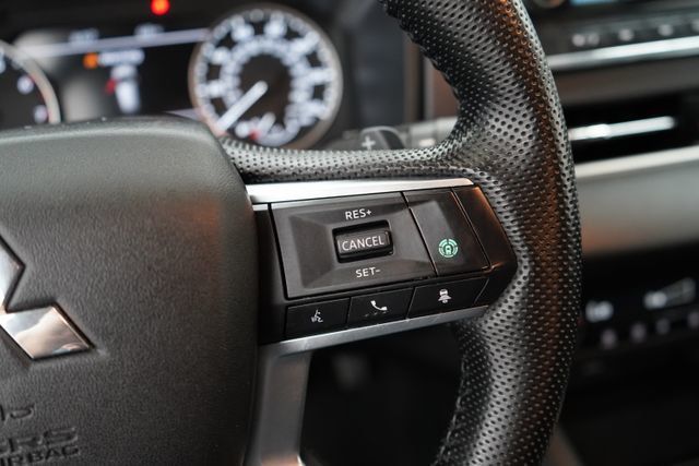 2023 Mitsubishi Outlander  - 23081350 - 17