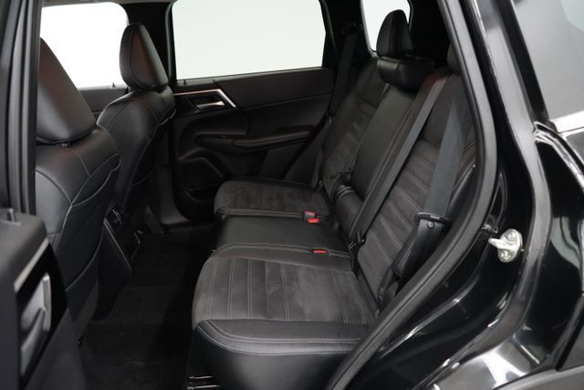 2023 Mitsubishi Outlander  - 23081350 - 31