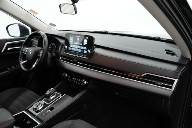 2023 Mitsubishi Outlander  - 23081350 - 41