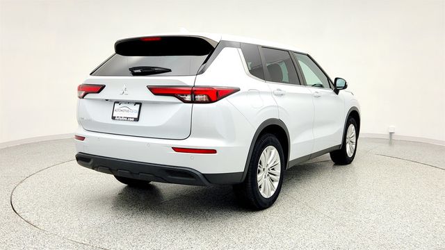 2023 Mitsubishi Outlander ES - 22963956 - 4