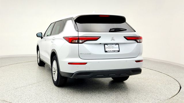2023 Mitsubishi Outlander ES - 22963956 - 5