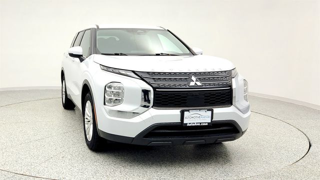2023 Mitsubishi Outlander ES FWD - 22963956 - 1