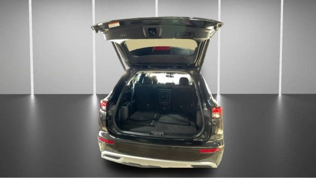 2023 Mitsubishi Outlander SEL Black Edition FWD - 22966507 - 9