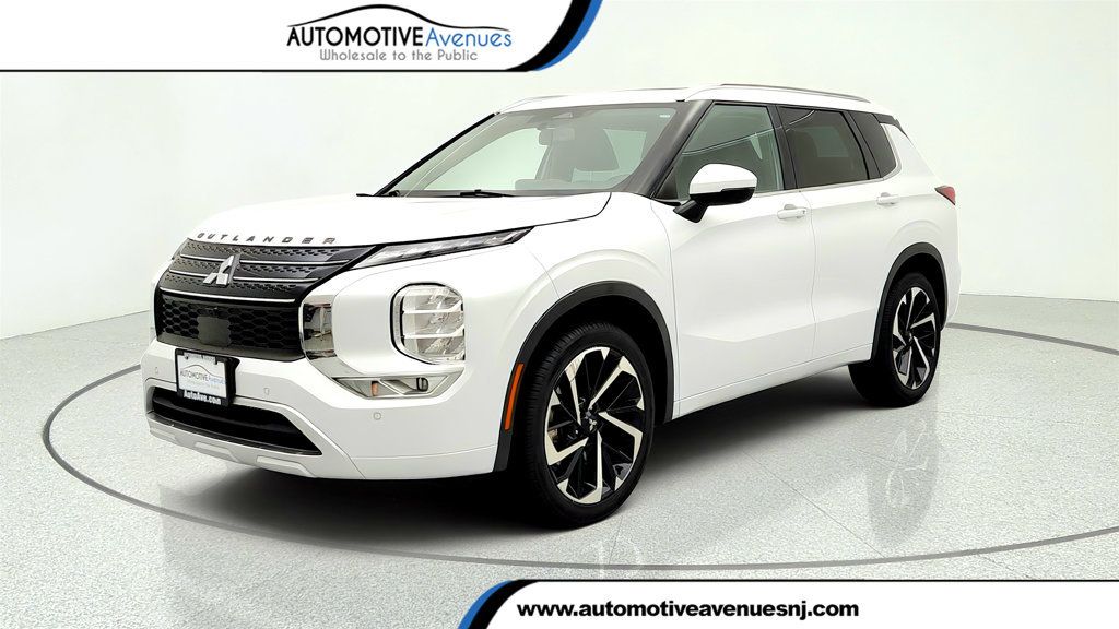 2023 Mitsubishi Outlander SEL FWD w/ Touring Package - 23045674 | Video 1