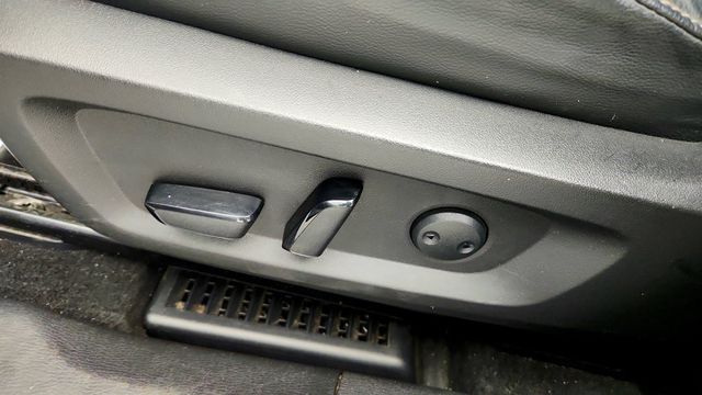 2023 Mitsubishi Outlander SEL FWD w/ Touring Package - 23045674 - 11