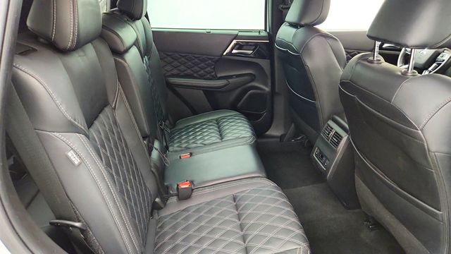 2023 Mitsubishi Outlander SEL FWD w/ Touring Package - 23045674 - 23