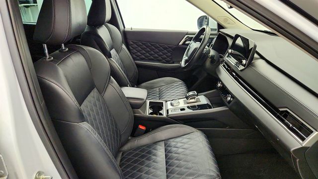 2023 Mitsubishi Outlander SEL FWD w/ Touring Package - 23045674 - 24