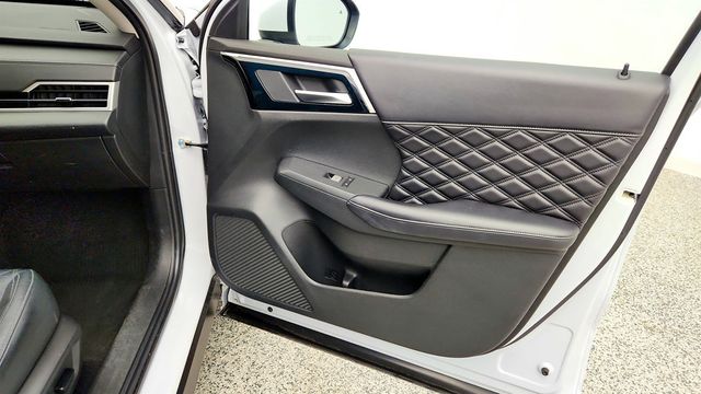 2023 Mitsubishi Outlander SEL FWD w/ Touring Package - 23045674 - 26