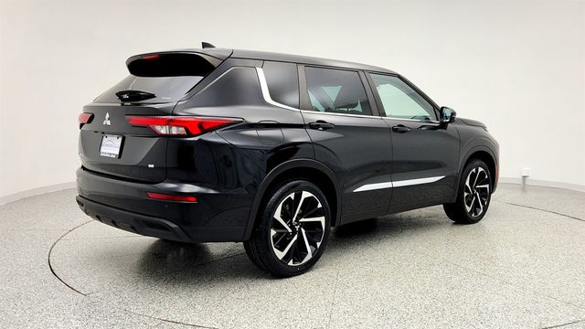 2023 Mitsubishi Outlander SE S-AWC with Chrome Effects - 22973035 - 4