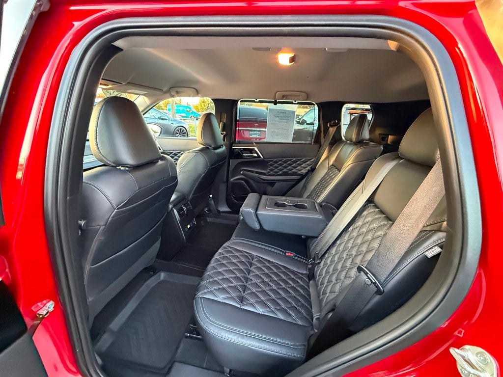 2023 Mitsubishi Outlander PHEV SEL S-AWC - 22953627 - 24