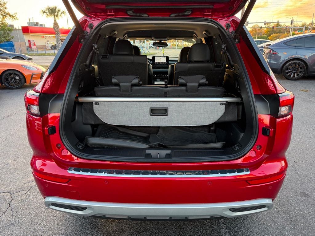 2023 Mitsubishi Outlander PHEV SEL S-AWC - 22953627 - 29