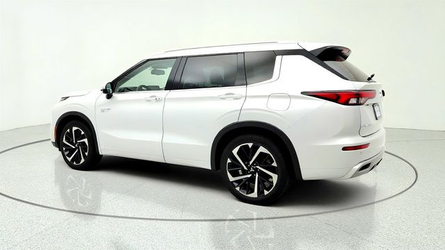 2023 Mitsubishi Outlander PHEV SEL S-AWC w/ Touring Package & Door Ground Illumination - 23028935 - 6