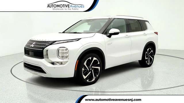 2023 Mitsubishi Outlander PHEV SEL S-AWC w/ Touring Package & Door Ground Illumination - 23030426 - 0