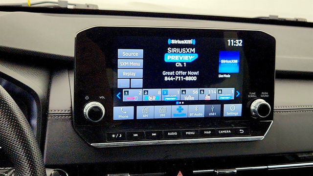2023 Mitsubishi Outlander PHEV SEL S-AWC w/ Touring Package & Door Ground Illumination - 23030426 - 18