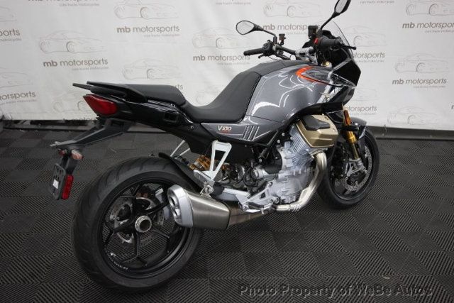 2023 Moto Guzzi V100 Mandello S - 22486494 - 3