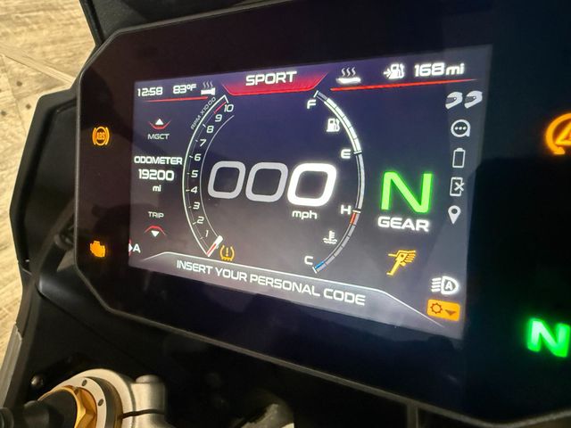 2023 Moto Guzzi V100 Mandello S SUPER CLEAN! - 23010965 - 9